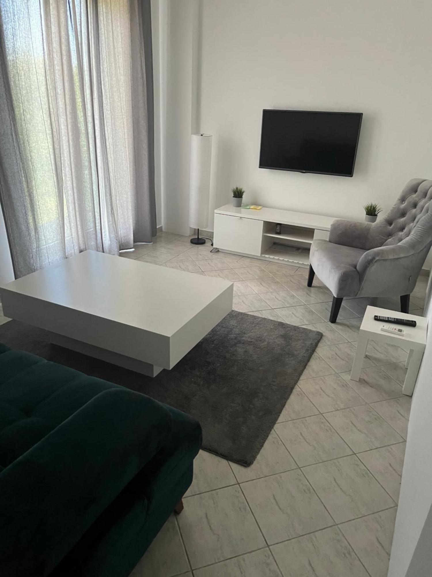 Magic M Apartment Mali Mokri Lug Exteriör bild